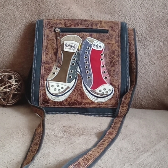 David D Handbags - David D Shoulder / Crossbody Bag